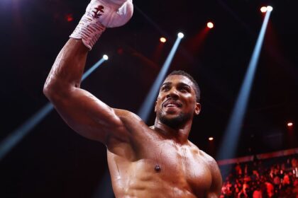 Midnight Mania!joshua Opens As Huge Betting Favorite