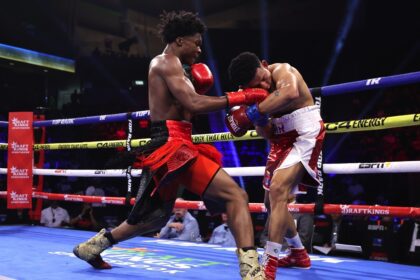 Boxing Results: Abdullah Mason Defeats Ronal Ron By 4th Round