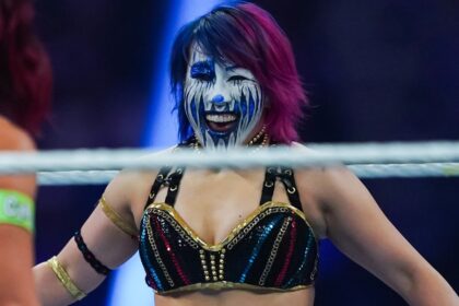 Asuka Speaks Out About Knee Injury, Explains Why Treatment Was