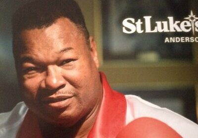 Larry Holmes At The May 11 Show At The Tropicana