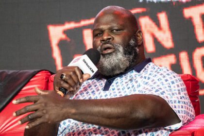 Mark Henry Reflects On Breaking The Ring With Big Show