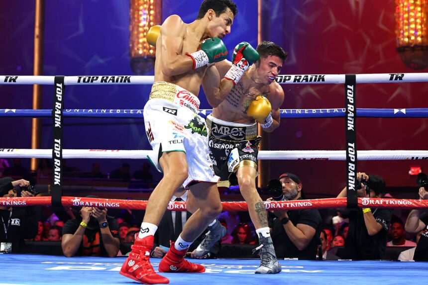 Rafael Espinoza Dominates Sergio Chirino With A 4th Round Knockout