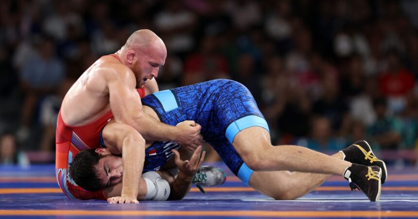 Kyle Snyder's Stumble Contributes To U.s. Men's Wrestling Team's First