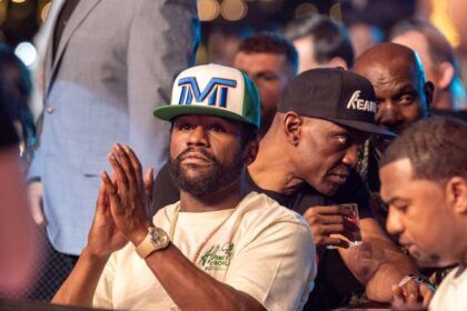 Watch The Live Press Conference Video Of Floyd Mayweather Versus