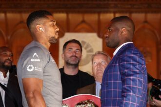 'aj' And Dubois Go Head To Head In London Showdown!