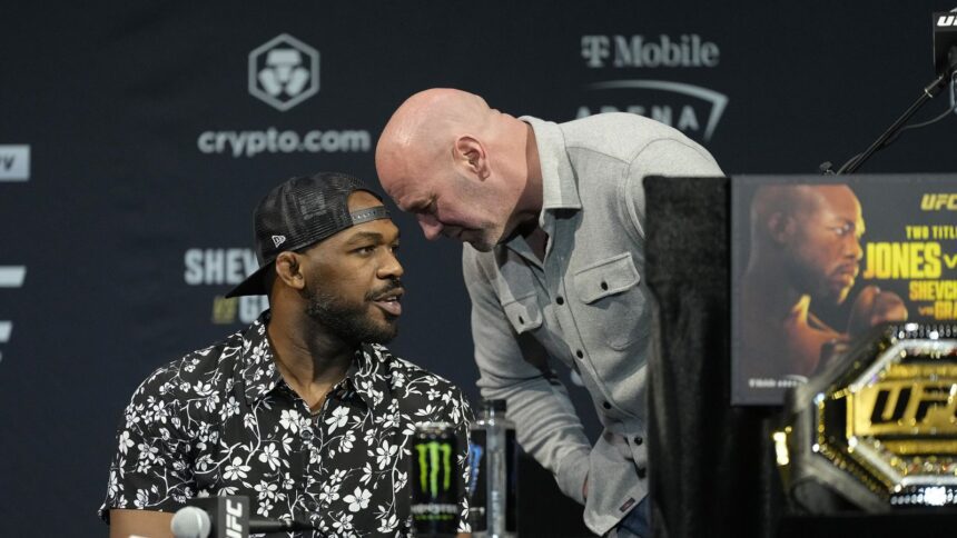 Crazy Night! Jon Jones Named Goat, Dana Boasts, Robots Cast